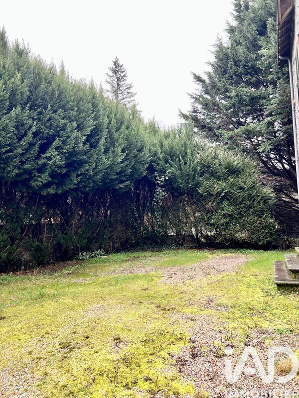 Maison - 195 m² - 7 pièces