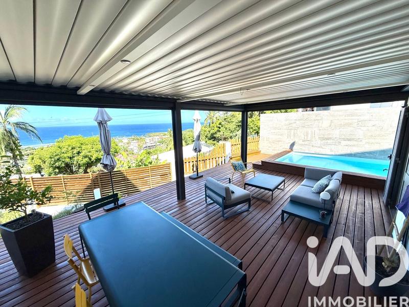 Maison - 180 m² - 6 pièces