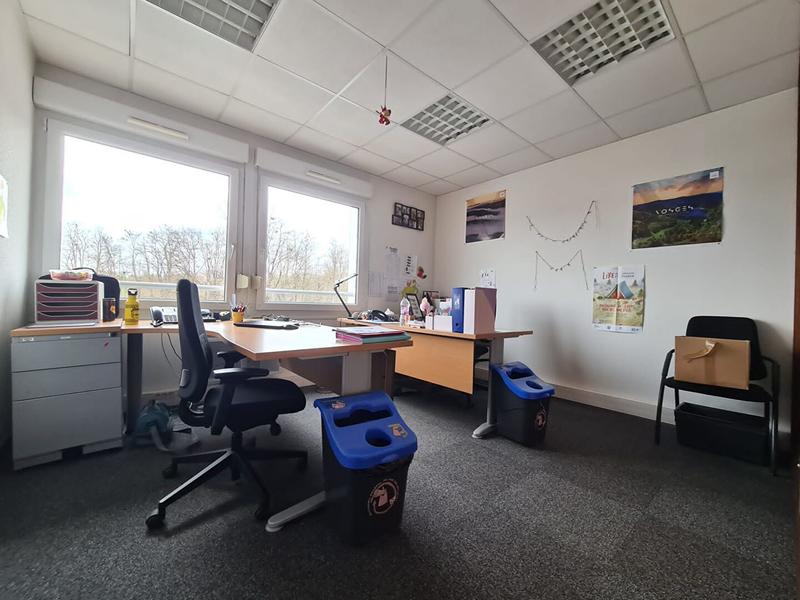 Local commercial - 419 m² - 21 pièces