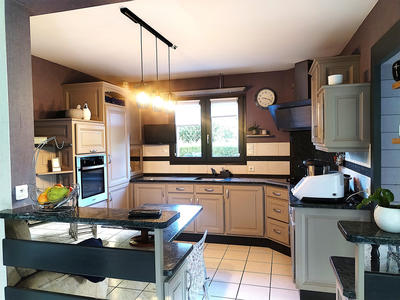 Maison - 121 m² - 6 pièces