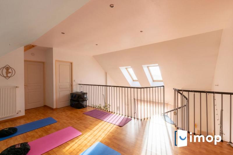 Maison - 155 m² - 7 pièces