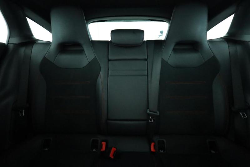 Mercedes Cla Shooting Brake 250 e Amg Line 8g-Dct 218 ch