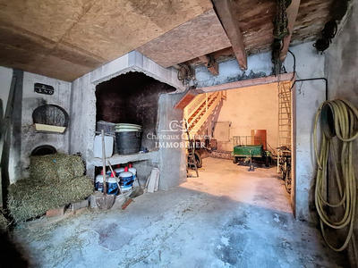 Maison ancienne - 80 m² - 1 pièce