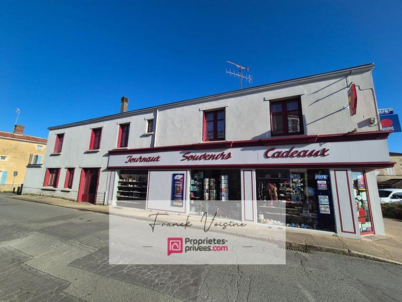 Maison - 321 m² - 8 pièces