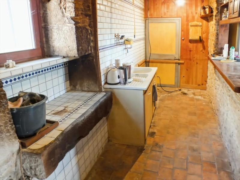 Maison en pierre - 174 m² - 4 pièces