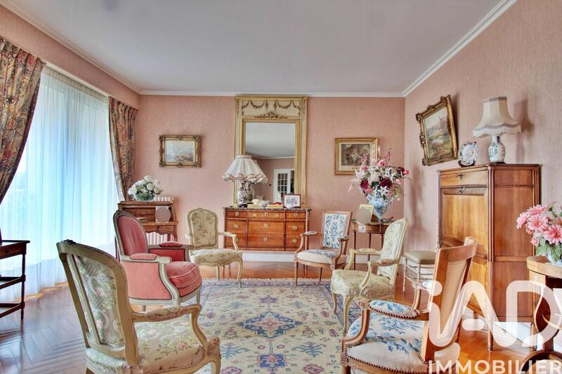 Appartement - 143 m² - 7 pièces