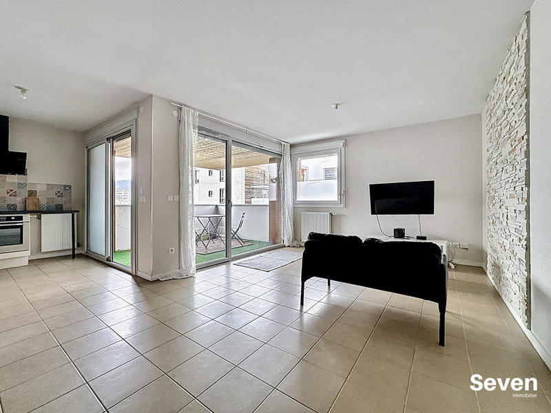 Appartement - 77 m² - 4 pièces