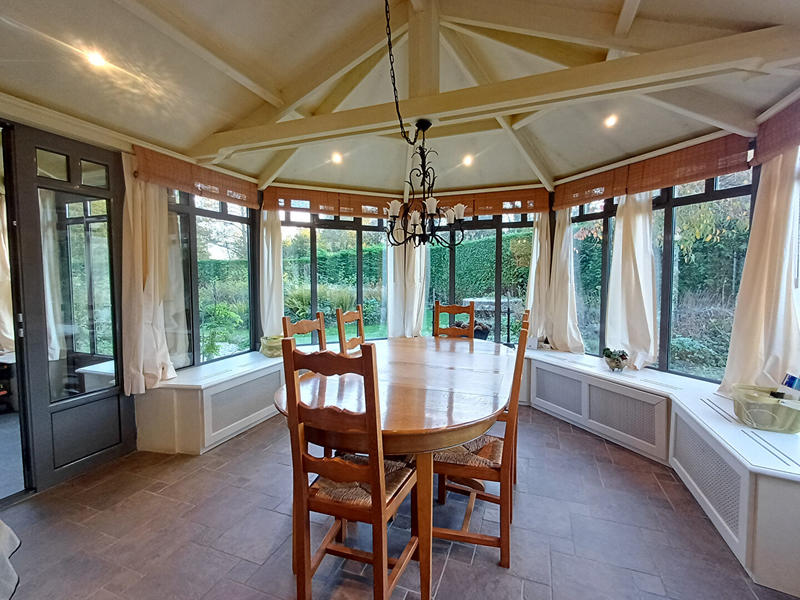 Maison - 147 m² - 7 pièces