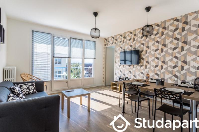 Chambre - 10 m² - 1 pièce