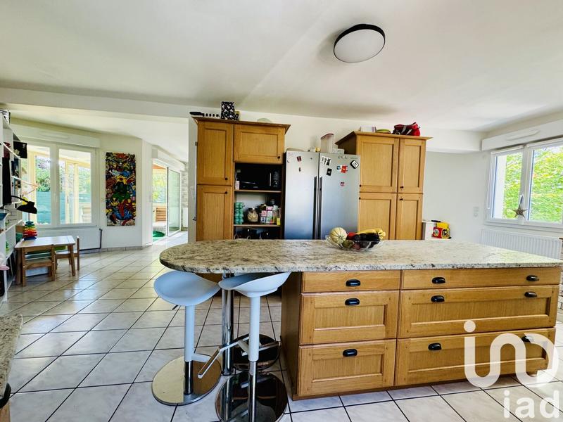 Maison - 181 m² - 8 pièces