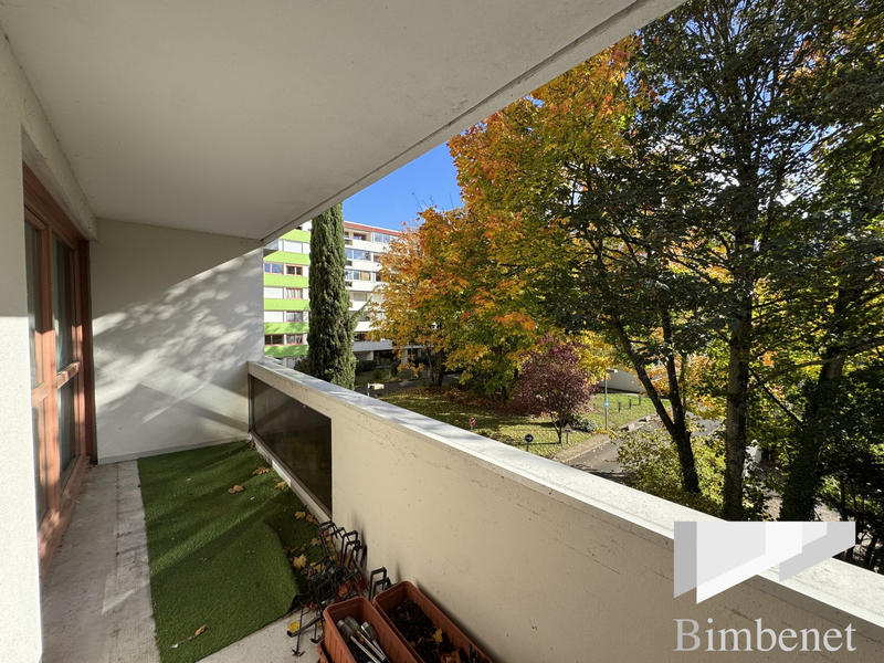 Appartement - 95 m² - 4 pièces