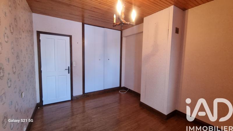 Maison - 202 m² - 5 pièces