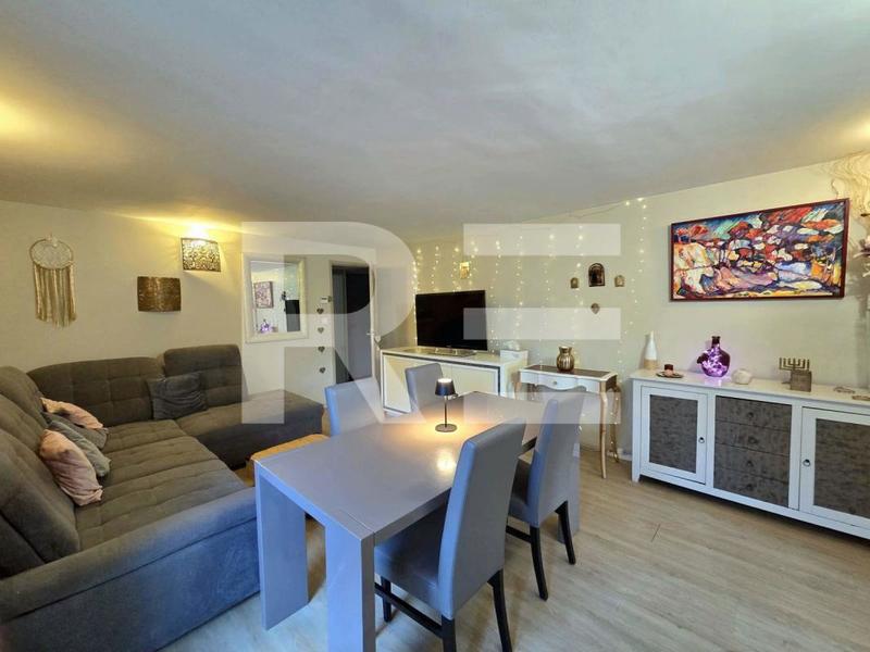 Appartement - 75 m² - 4 pièces