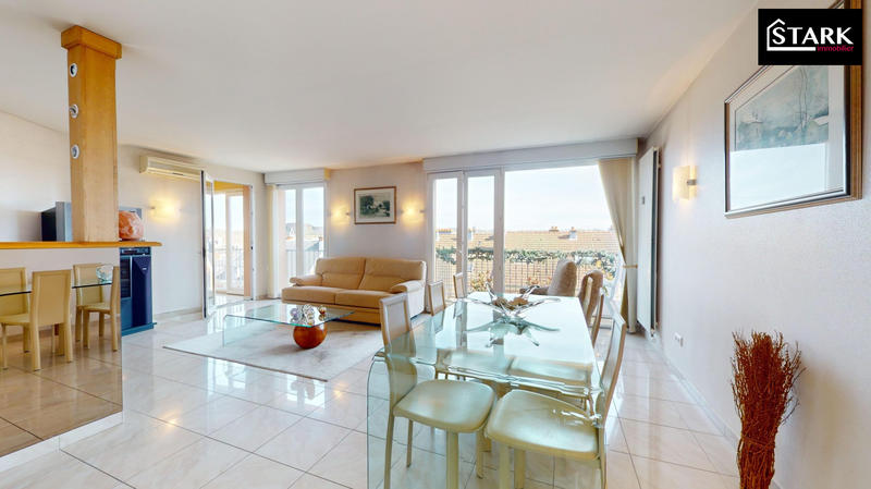 Appartement - 120 m² - 5 pièces