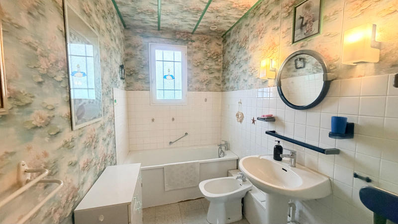 Maison - 111 m² - 5 pièces