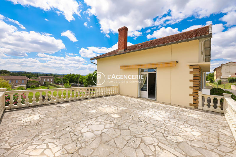 Maison traditionnelle - 104 m² - 4 pièces