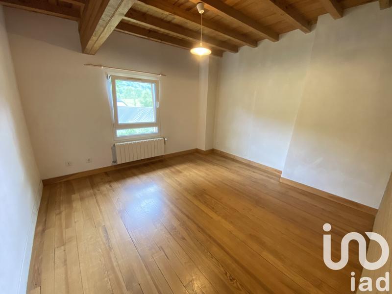 Maison - 215 m² - 8 pièces