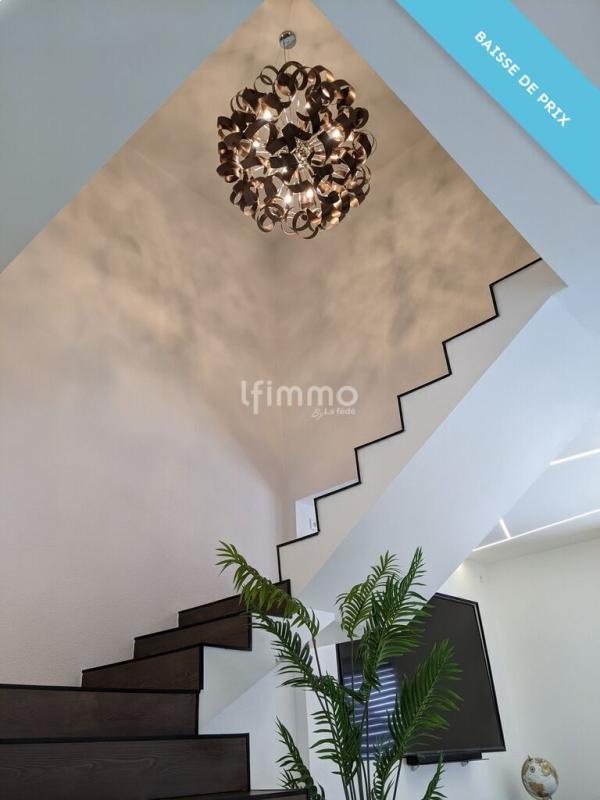 Maison - 165 m² - 5 pièces