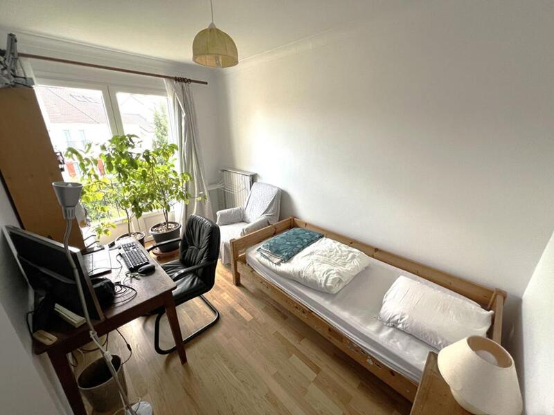 Maison - 180 m² - 9 pièces