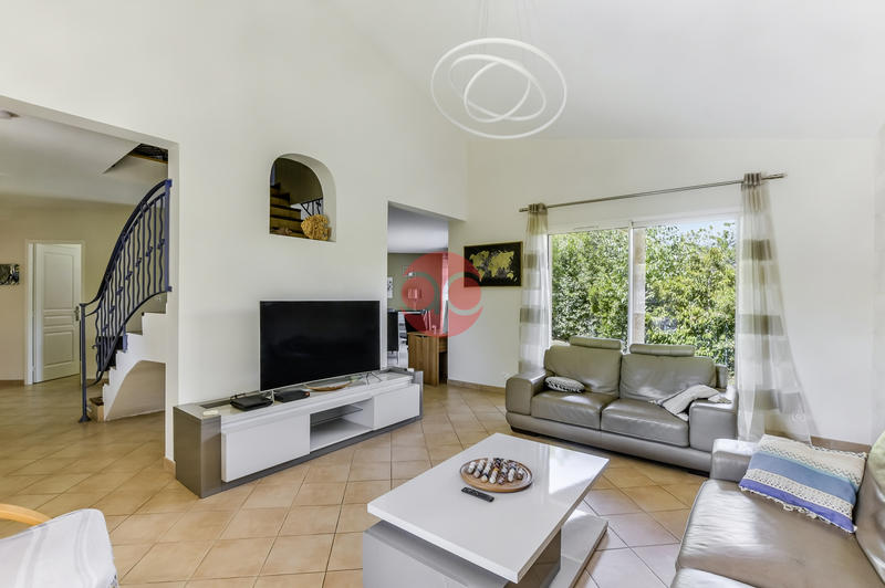 Villa - 145 m² - 5 pièces
