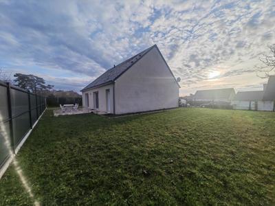 Maison - 80 m² - 5 pièces