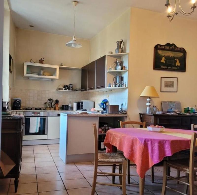 Appartement - 156 m² - 5 pièces