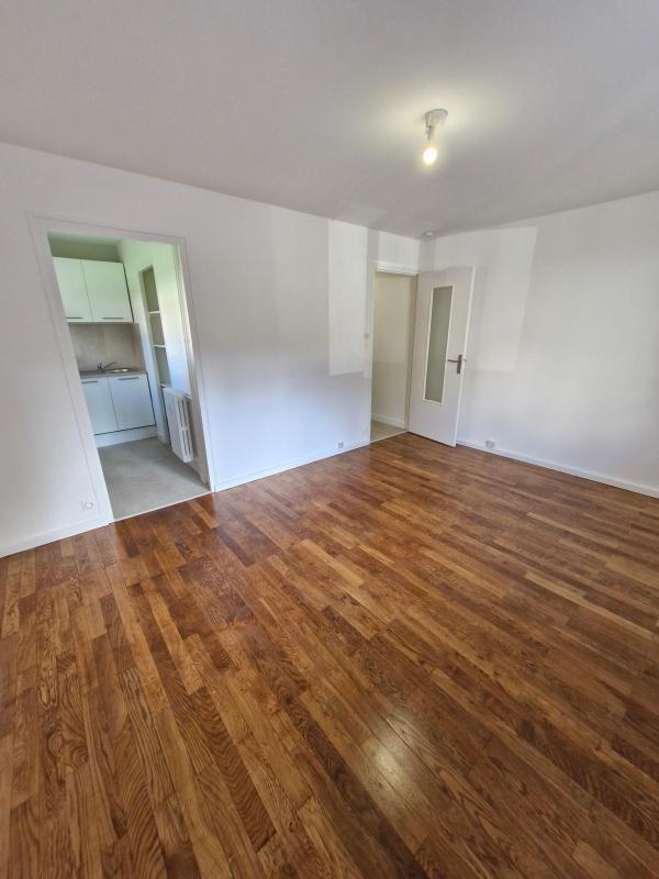 Studio - 27 m² - 1 pièce