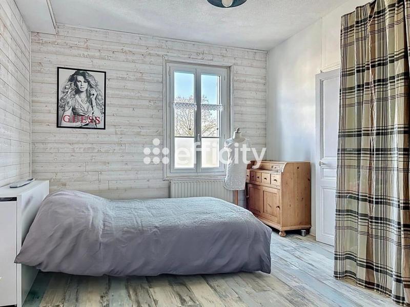 Maison - 114 m² - 6 pièces