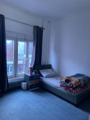 Maison - 90 m² - 8 pièces