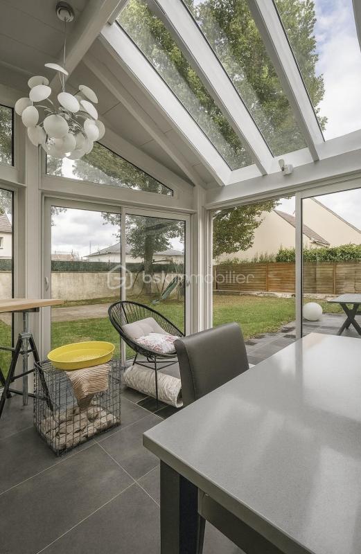 Maison - 201 m² - 7 pièces