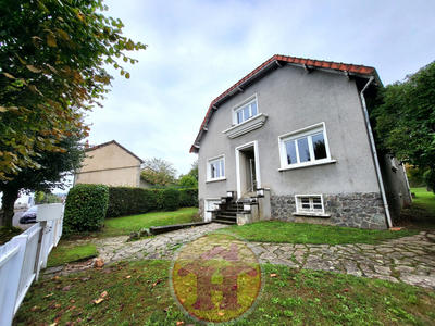 Maison - 138 m² - 6 pièces