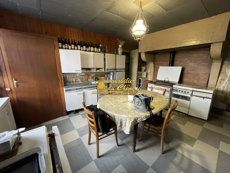 Maison - 219 m² - 8 pièces