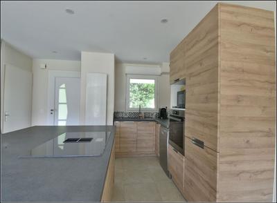 Maison - 76 m² - 4 pièces