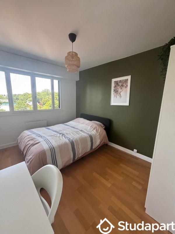 Chambre - 11 m² - 1 pièce