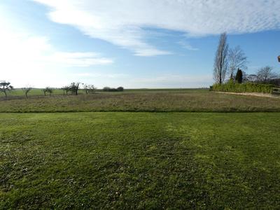 Terrain constructible - 1 420 m²