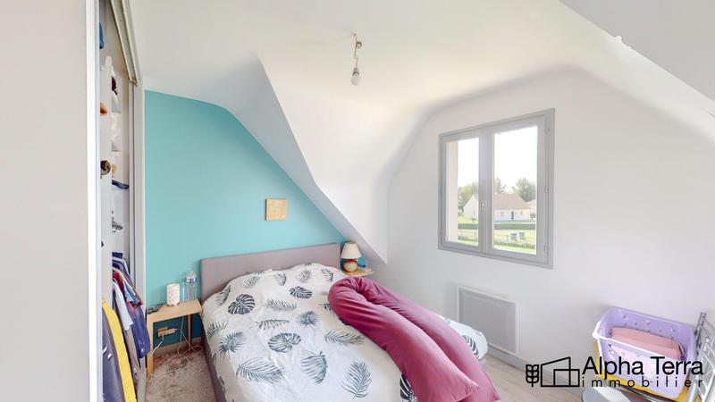 Maison - 95 m² - 5 pièces