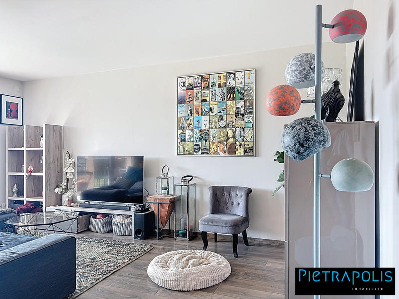 Appartement - 74 m² - 3 pièces