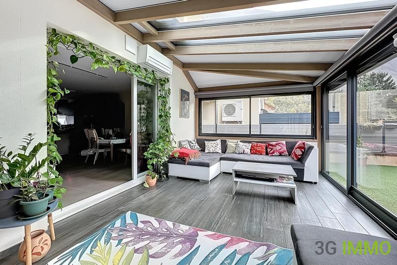 Maison - 111 m² - 5 pièces