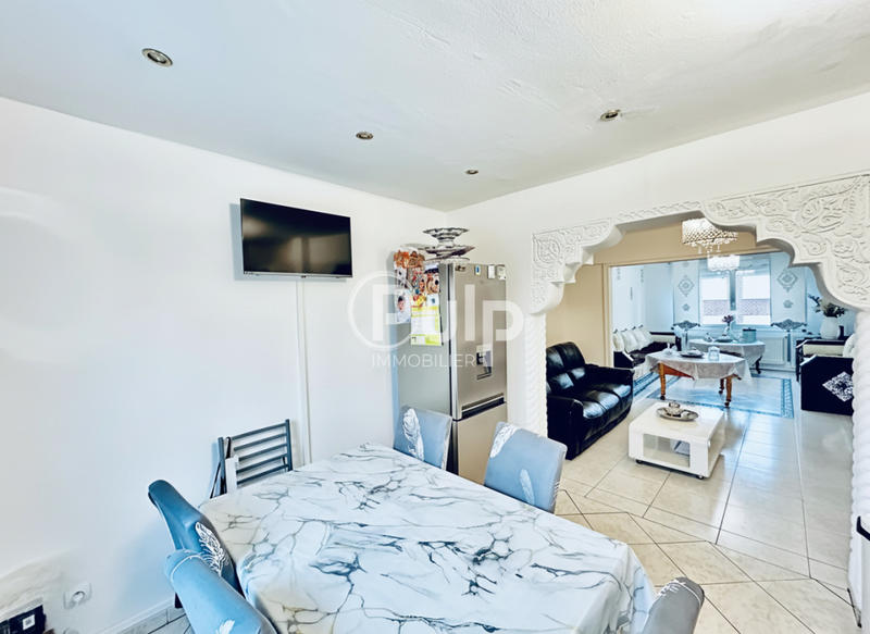 Maison - 109 m² - 6 pièces