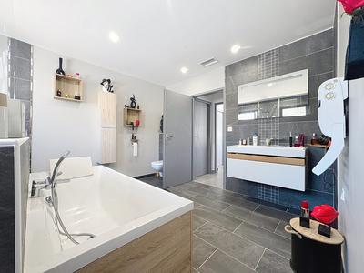 Villa - 130 m² - 4 pièces