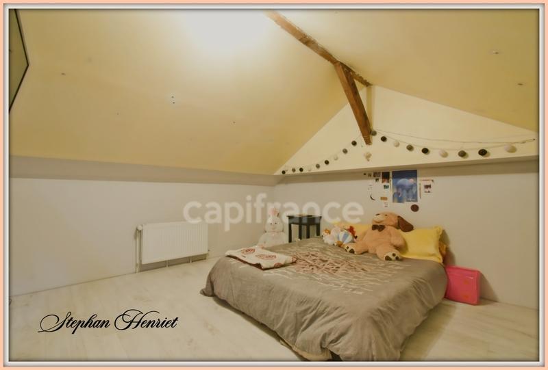 Maison - 262 m² - 12 pièces