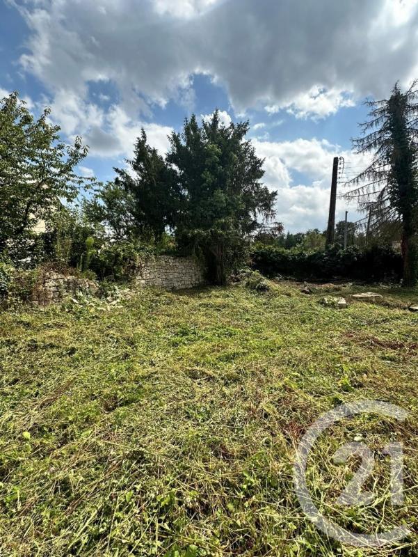 Terrain constructible - 910 m²