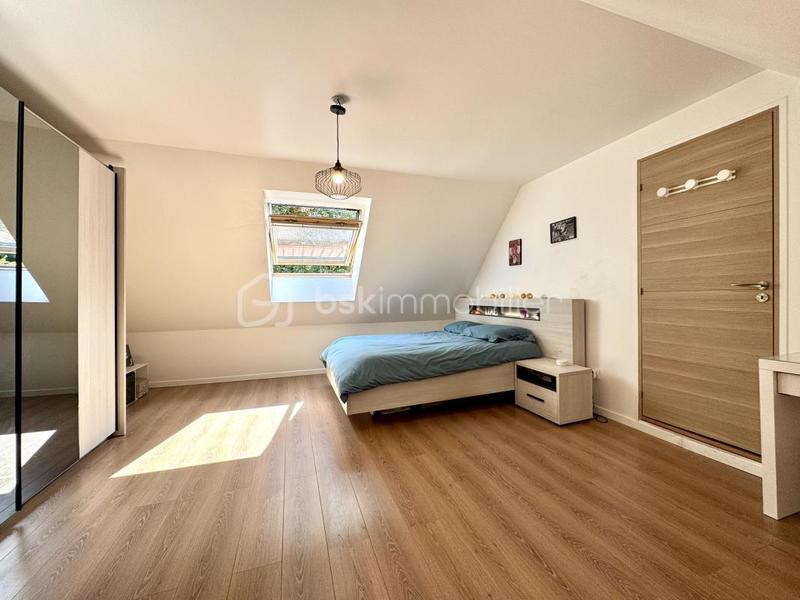 Maison - 177 m² - 6 pièces