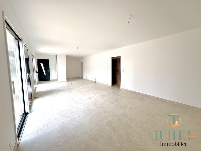 Maison - 103 m² - 4 pièces