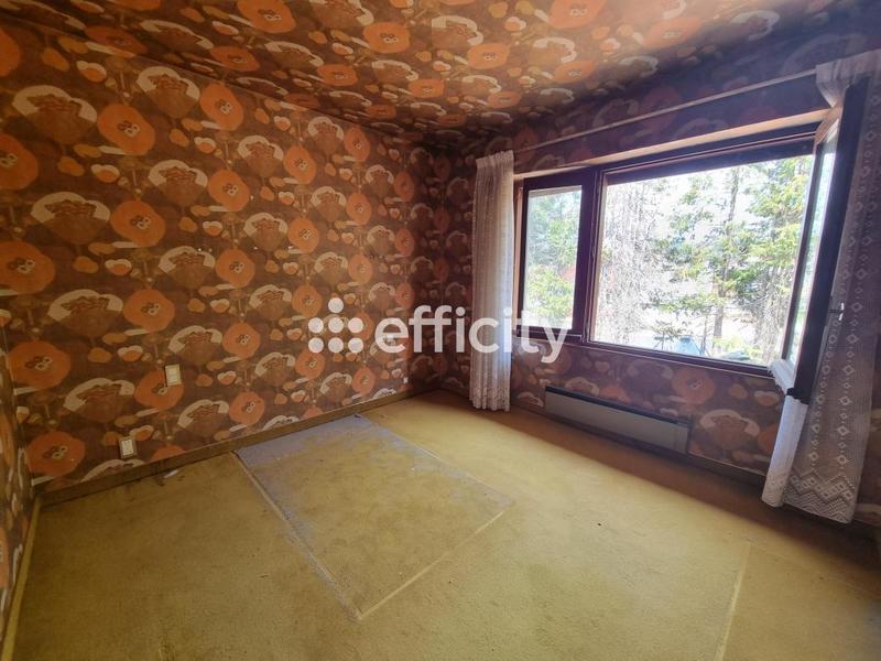 Maison - 272 m² - 11 pièces