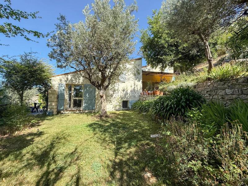 Maison - 137 m² - 4 pièces