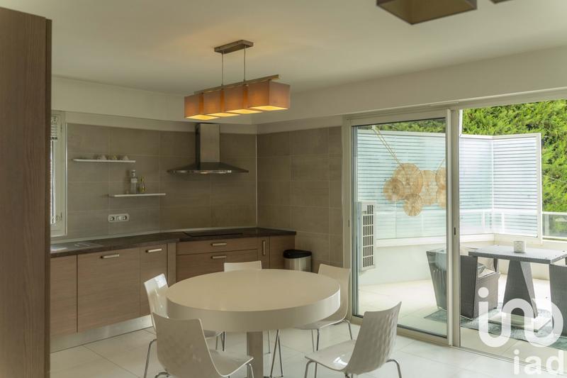 Appartement - 92 m² - 3 pièces