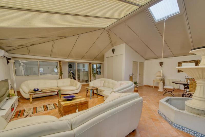 Maison - 307 m² - 5 pièces