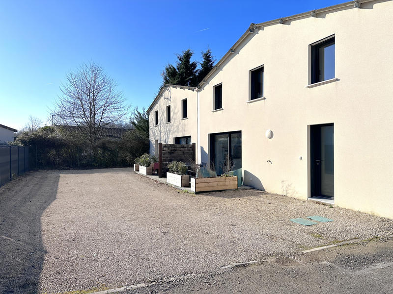 Duplex - 94 m² - 4 pièces