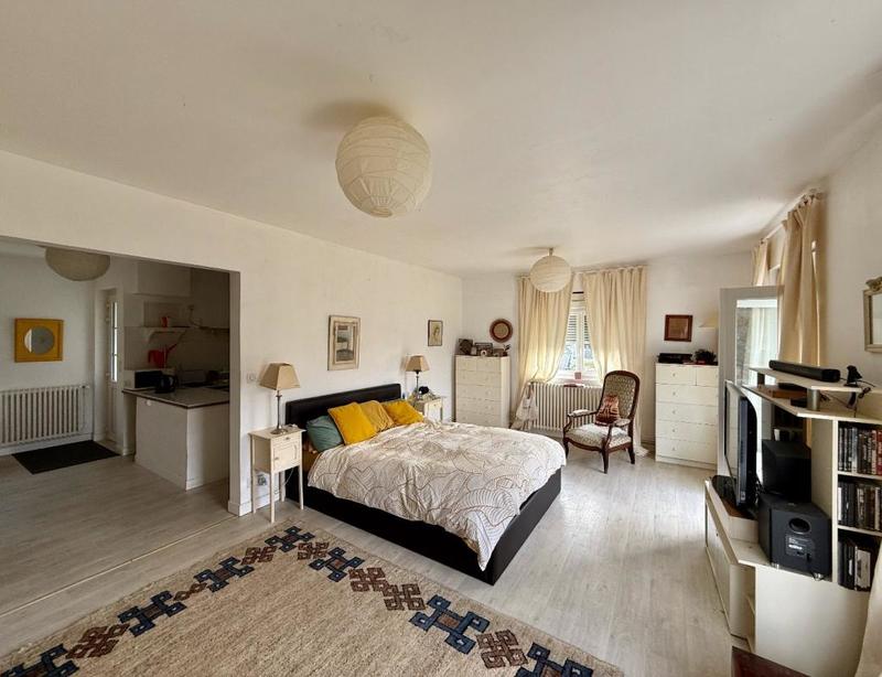 Maison - 185 m² - 6 pièces